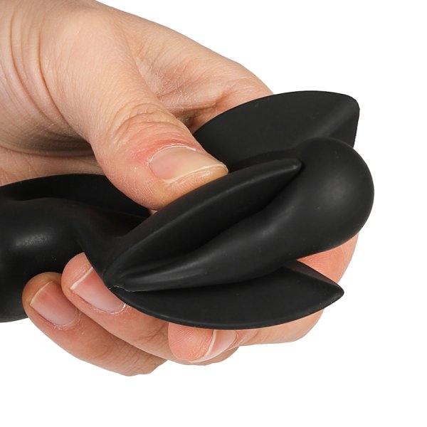 Clover Inflatable Butt Plug