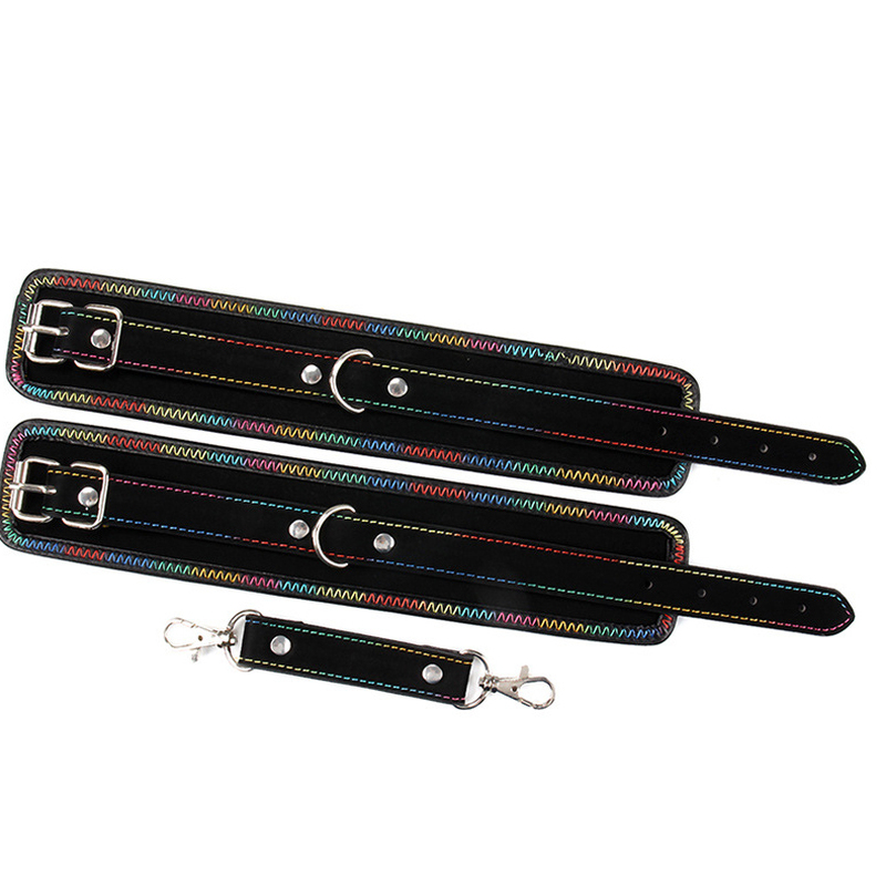 (image for) Color Thread Wrist and Ankle Cuffs