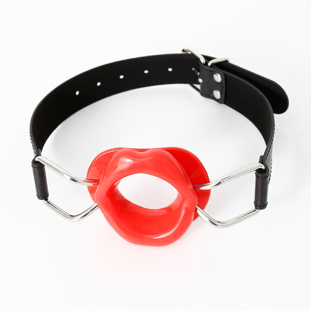 (image for) Spider Mouth Gags With Lips