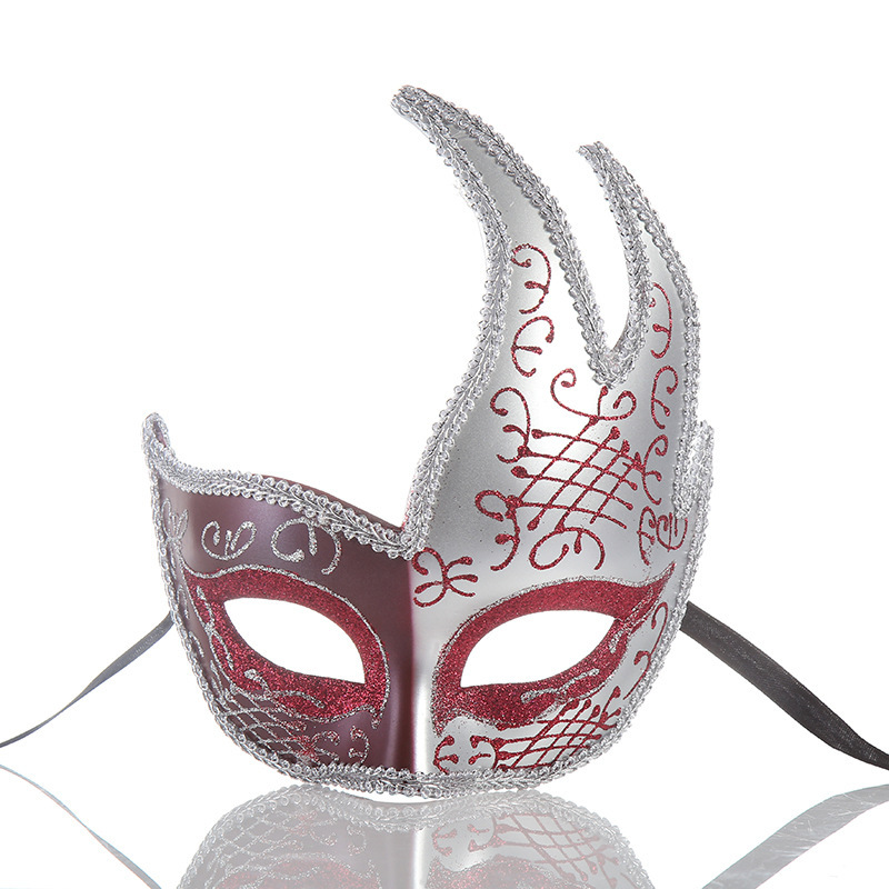 (image for) Plastic Carnival Creative Mask