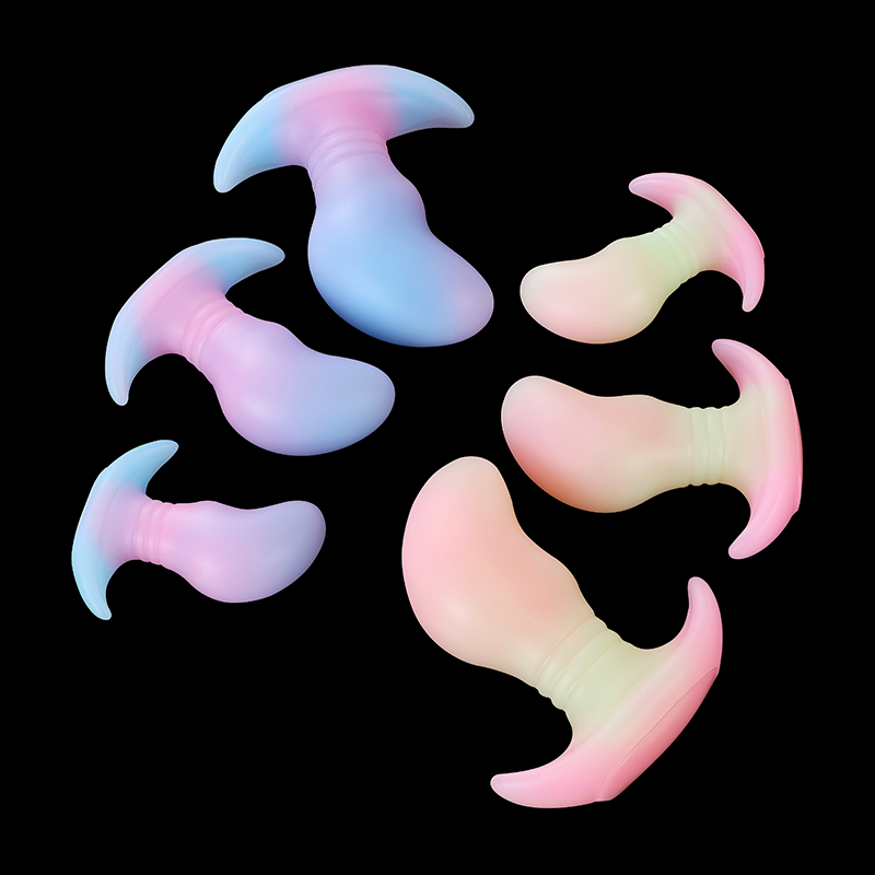(image for) Glowing Mango Soft Silicone Butt Plug