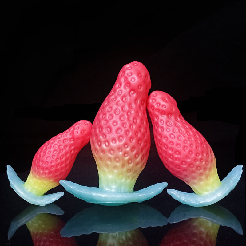 (image for) Strawberry Cute Silicone Butt Plug