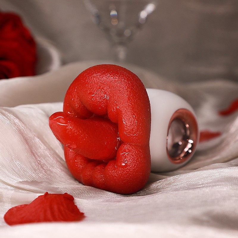 (image for) Realistic Mouth Tongue Licking