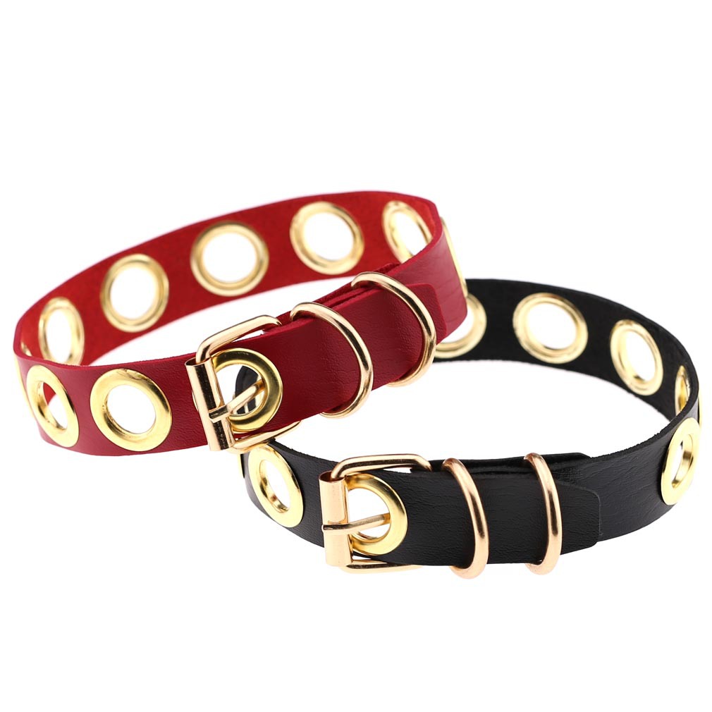 (image for) Gold Circle Neck Necklace