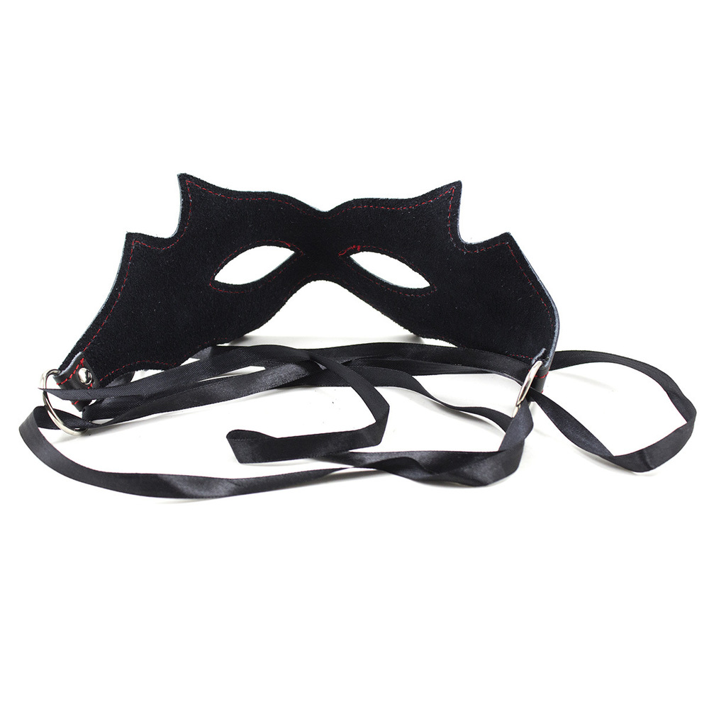 (image for) Lace-up Fancy Mask