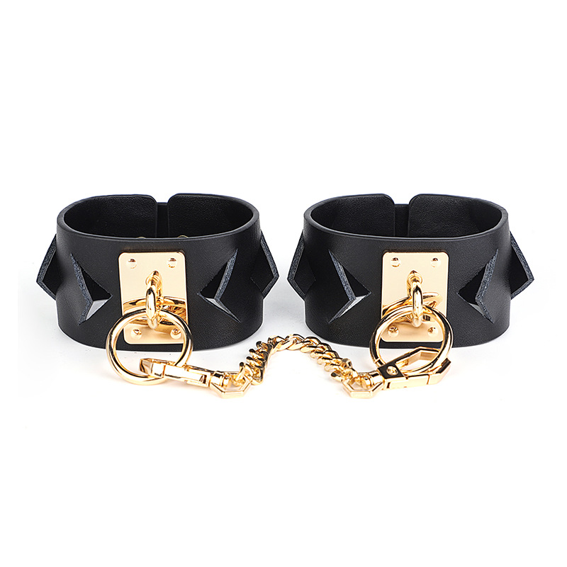 (image for) Rhombic Golden Chain Cuffs