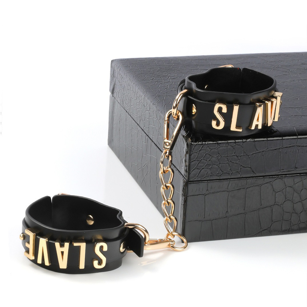 (image for) Slave Bondage Kit With Box