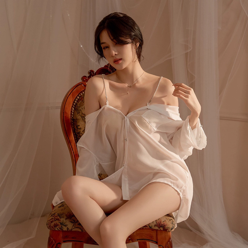 Boyfriend Style Off Shoulder Chain Shirt