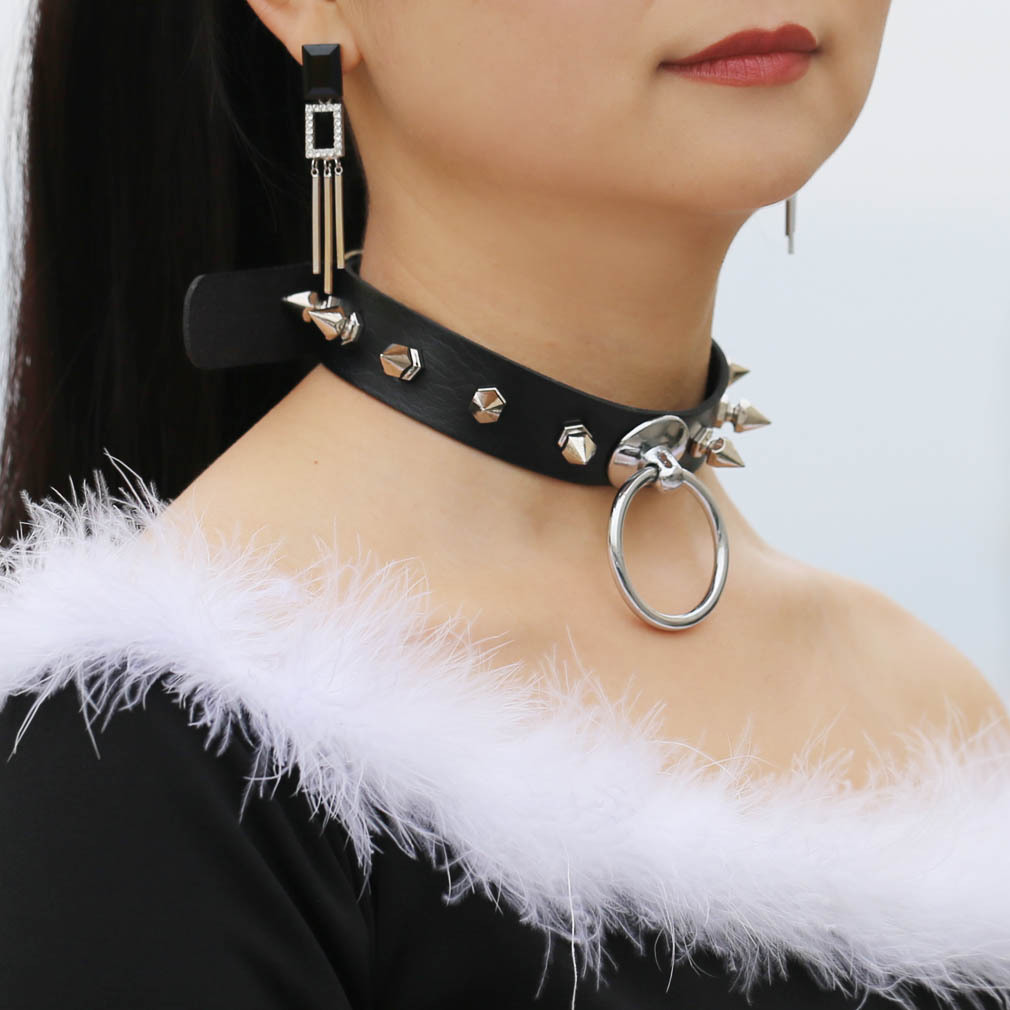 (image for) Rivet Spike Neck Strap Neck Sleeve
