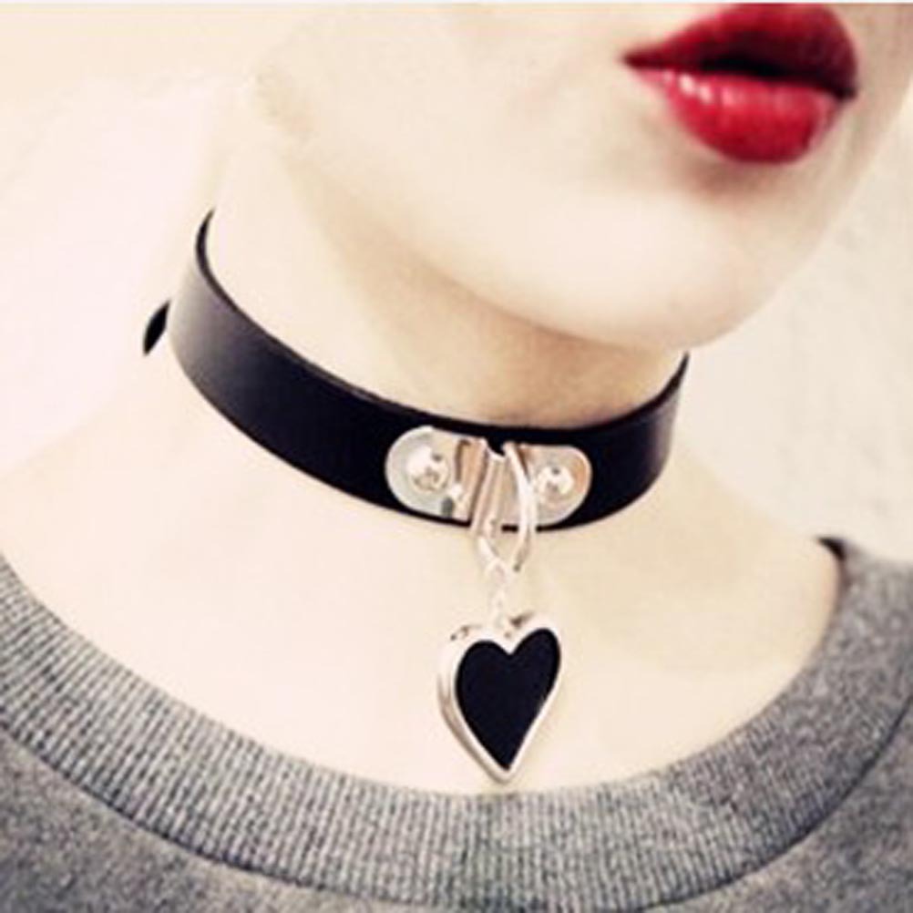 (image for) Punk Goth Heart Pendant Necklace Leather Collar