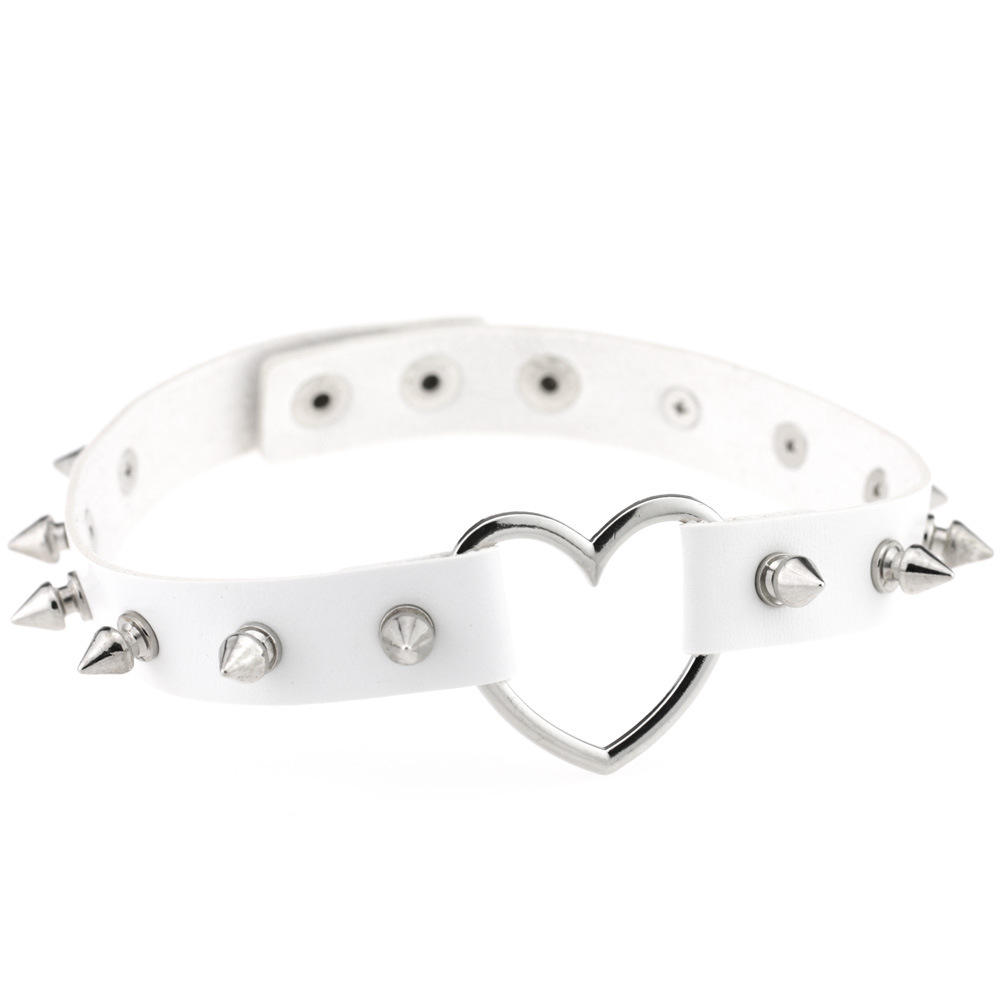 (image for) Sliver Heart Spiked Rivet Leather Collar