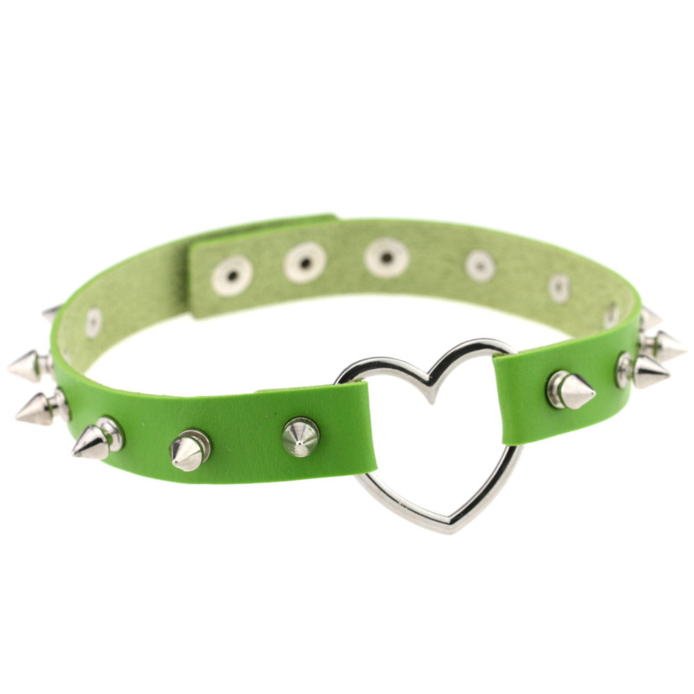 (image for) Sliver Heart Spiked Rivet Leather Collar