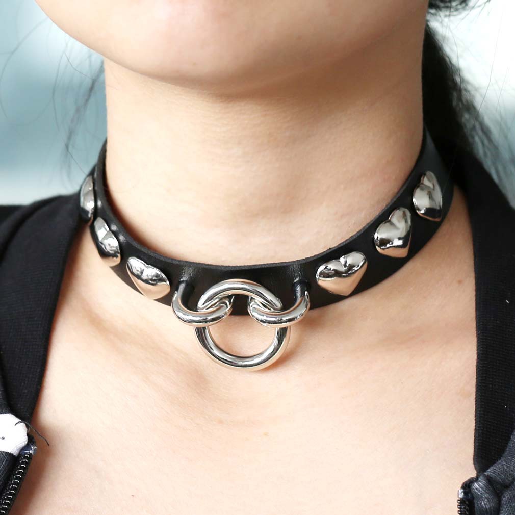 (image for) Rivet Heart Stud PU Collar