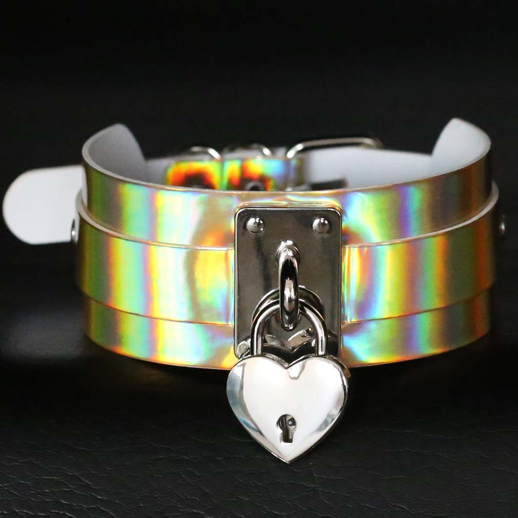 (image for) Laser Silver Heart Lock Neck Necklace