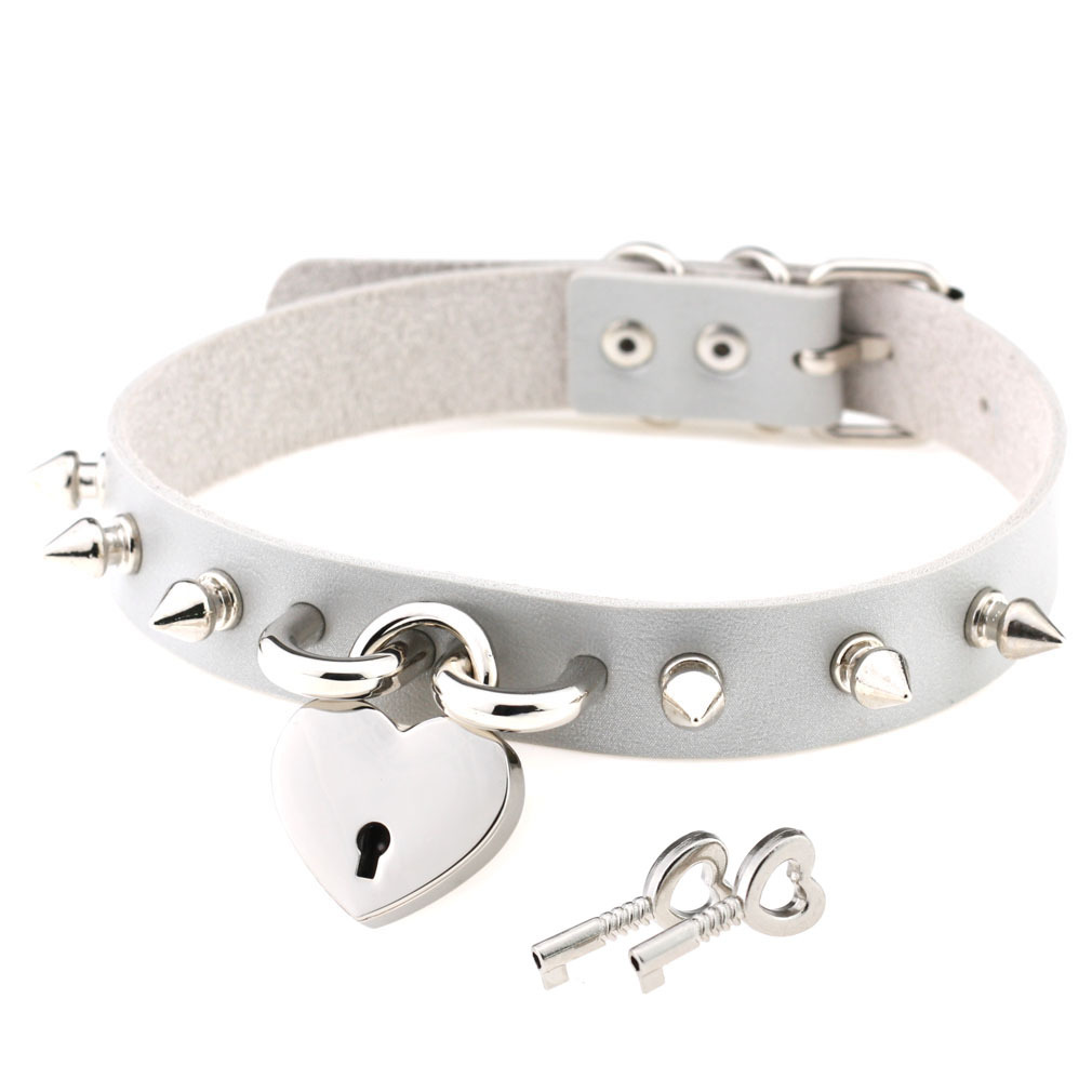 (image for) Studded Heart Lock Pendant Collar