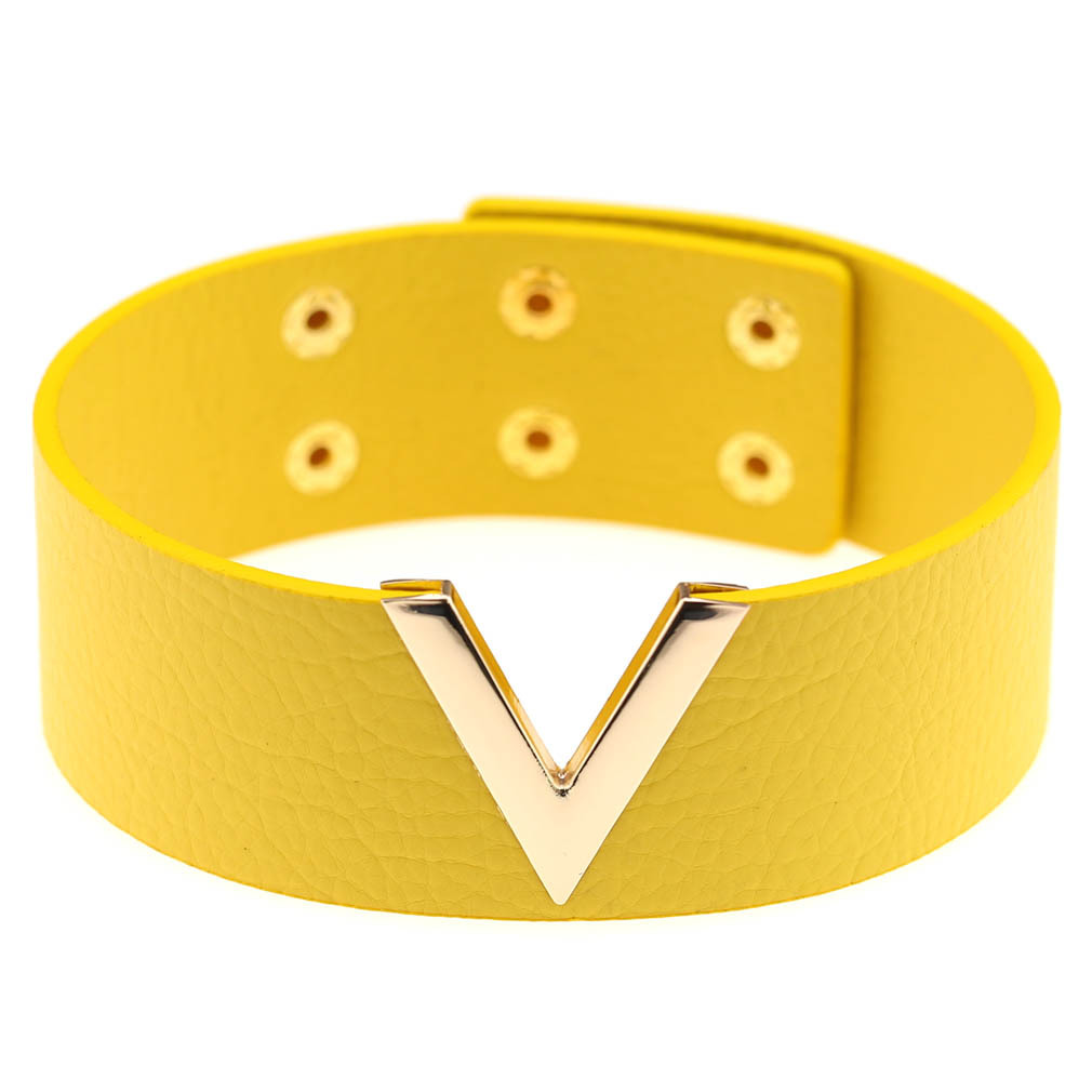 (image for) V-shaped Collar
