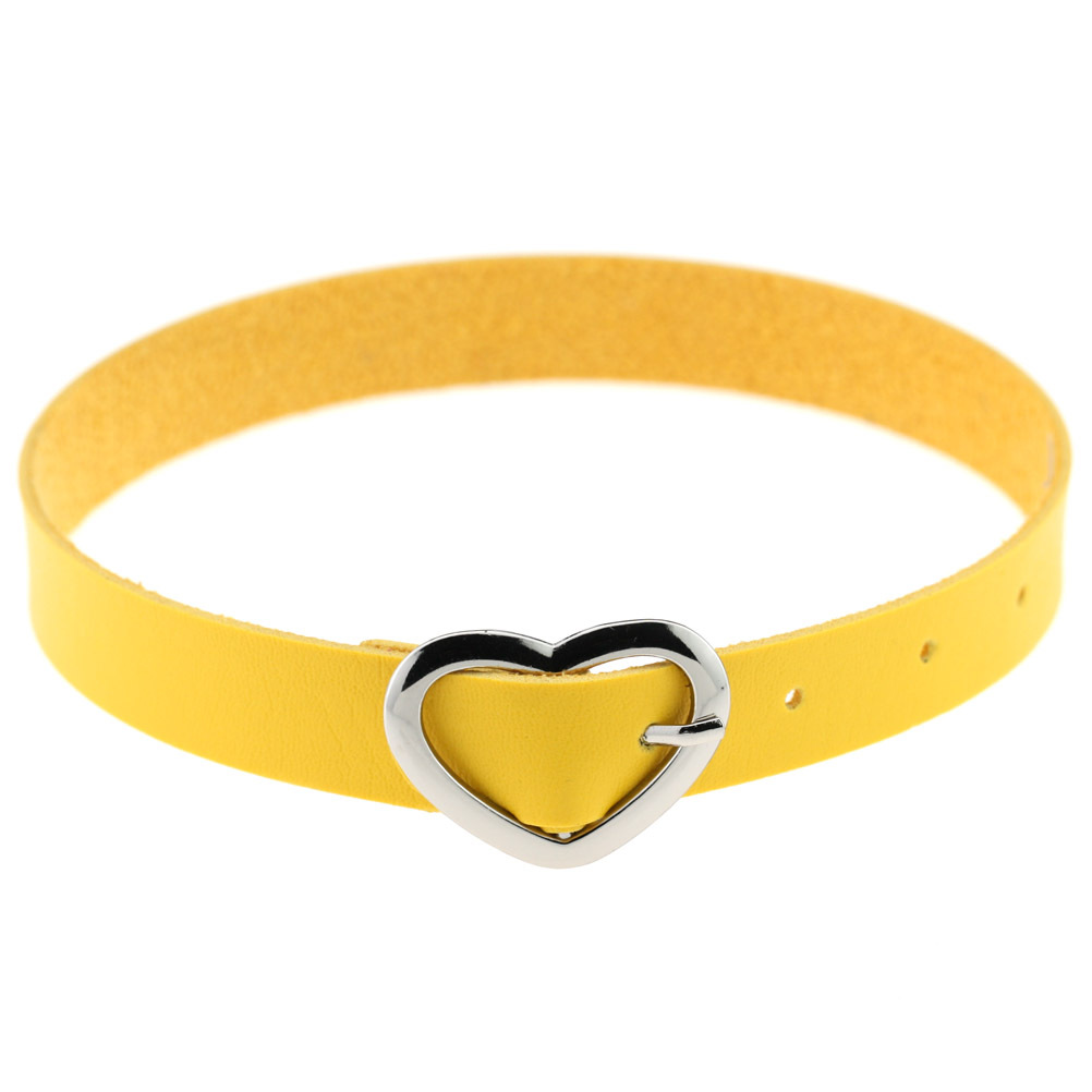 (image for) Heart Button Collar
