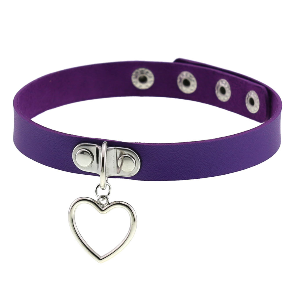(image for) Cutout Heart Pendant Choker