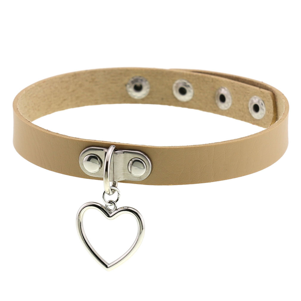 (image for) Cutout Heart Pendant Choker