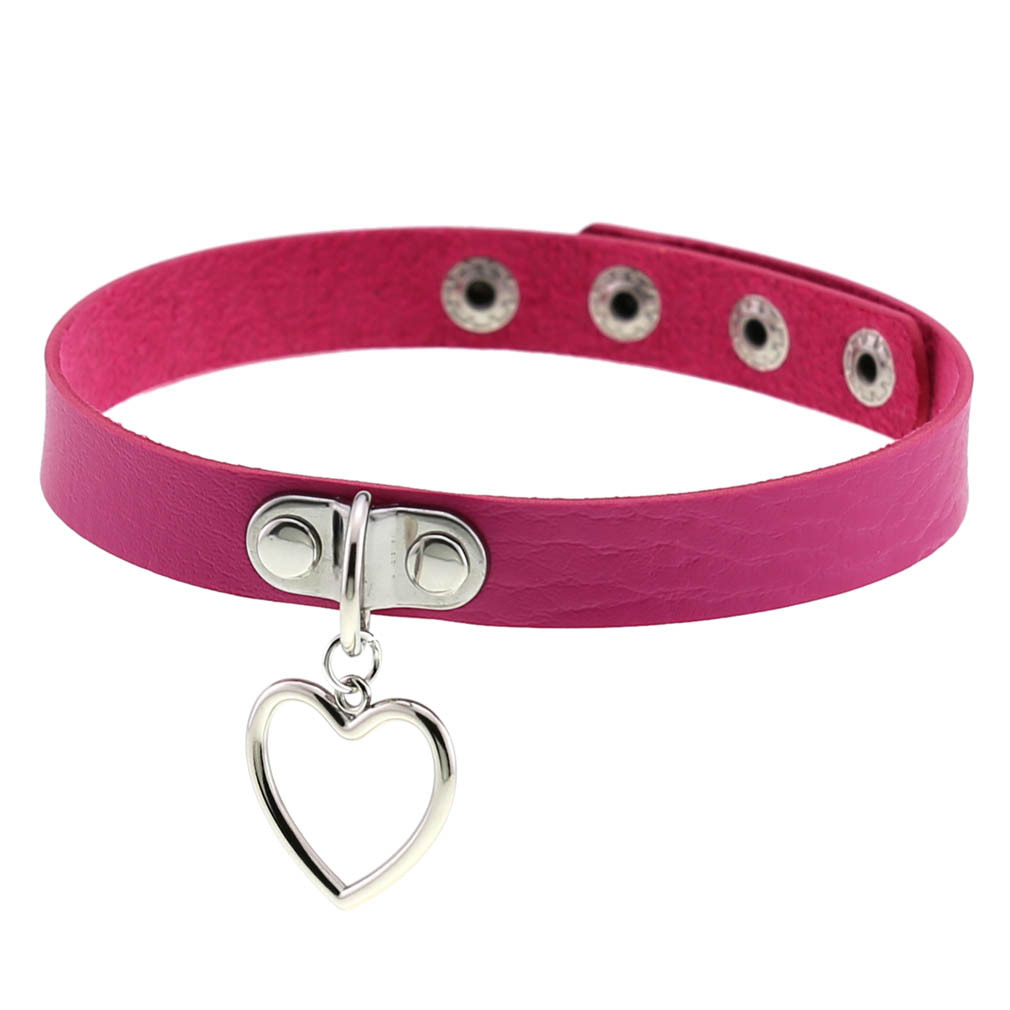 (image for) Cutout Heart Pendant Choker