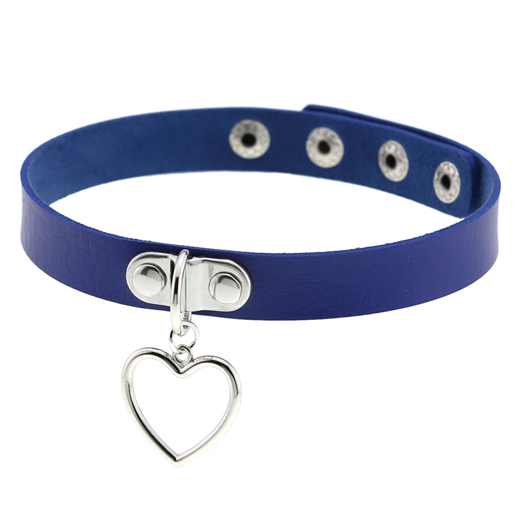 (image for) Cutout Heart Pendant Choker