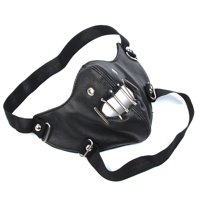 (image for) Trapped Animal Paperclip Mask