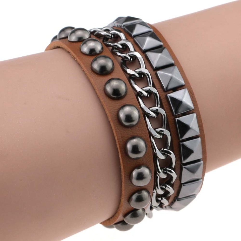 (image for) Square Stud Bracelet
