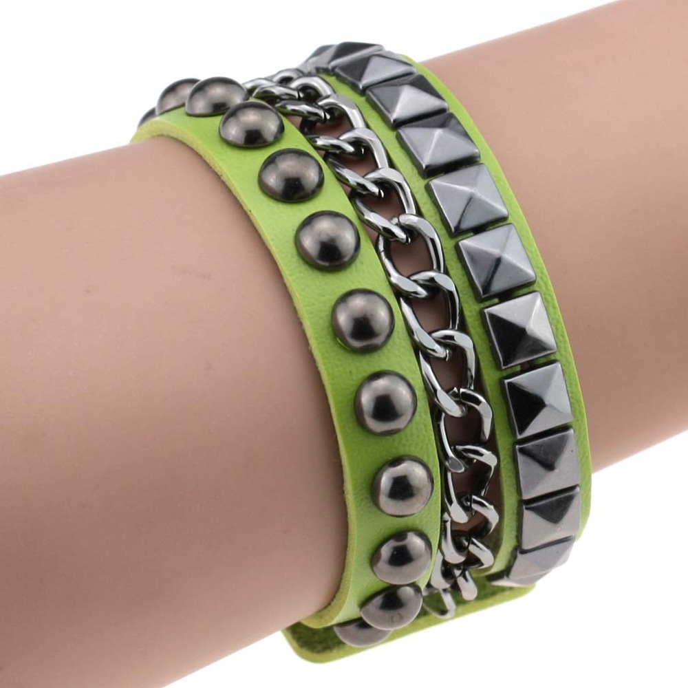 (image for) Square Stud Bracelet