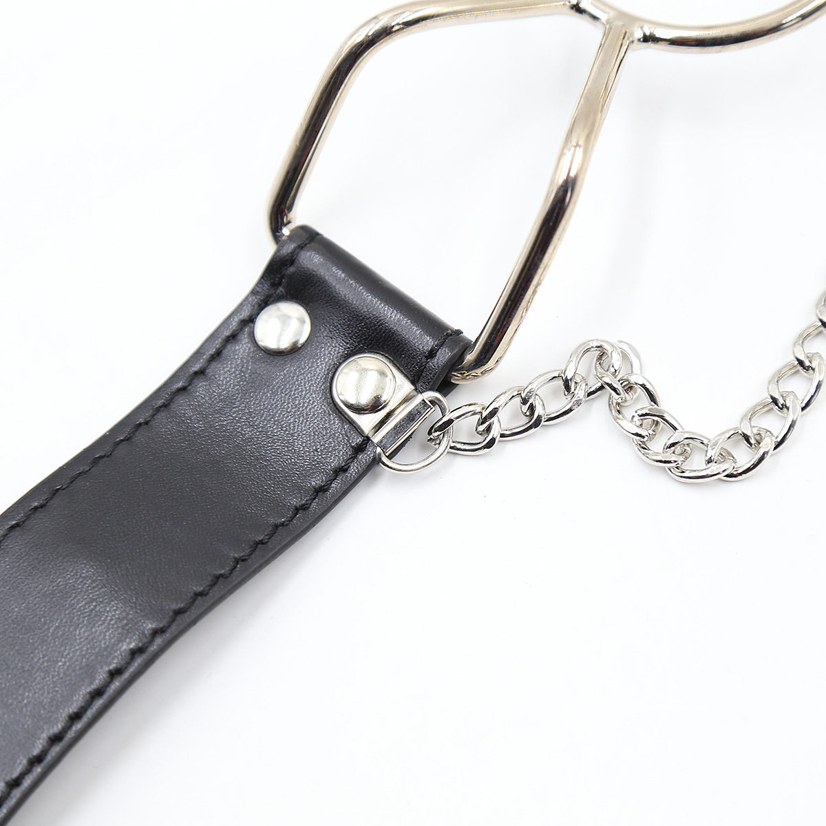 (image for) Spider Mouth Gags With Nipple Clamps