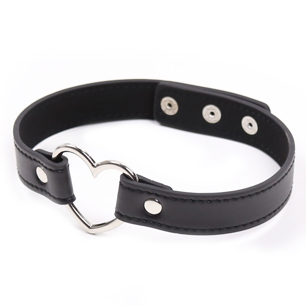(image for) Heart Metal Bondage Collar
