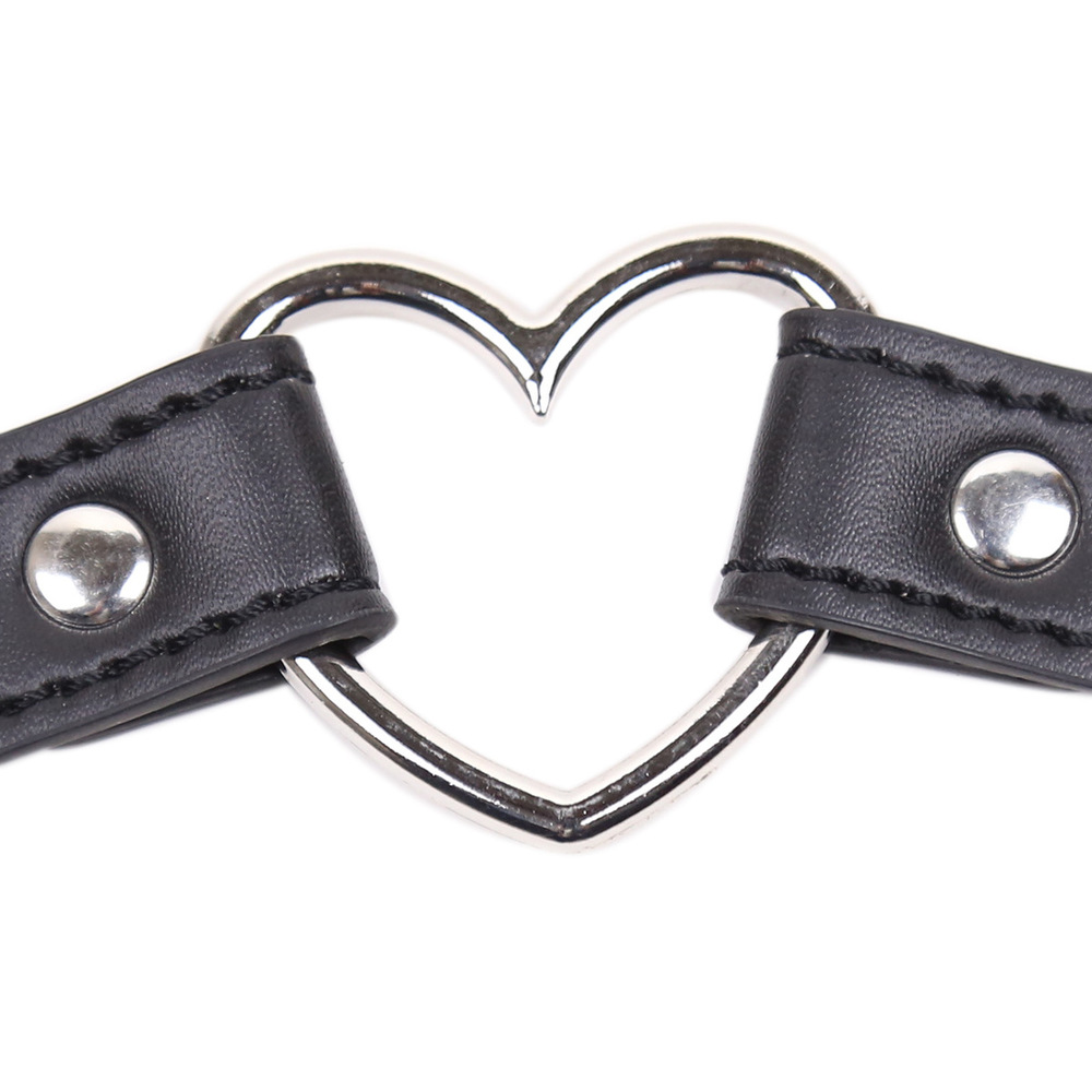 (image for) Heart Metal Bondage Collar