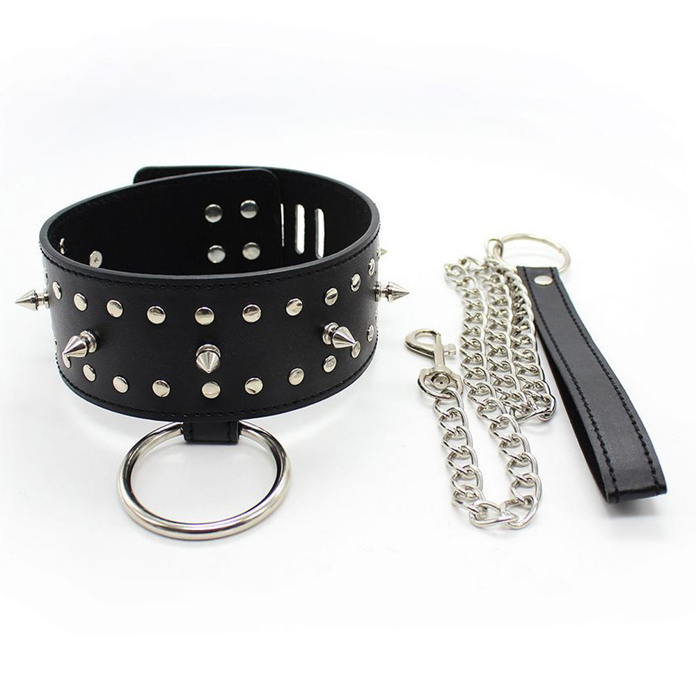 (image for) O Ring Neck Collar with Spikes
