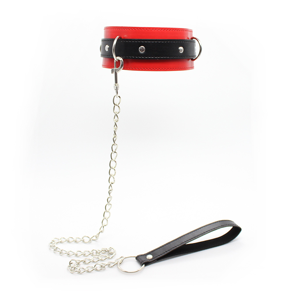 Leather Locking Red/Black Fetish Collar