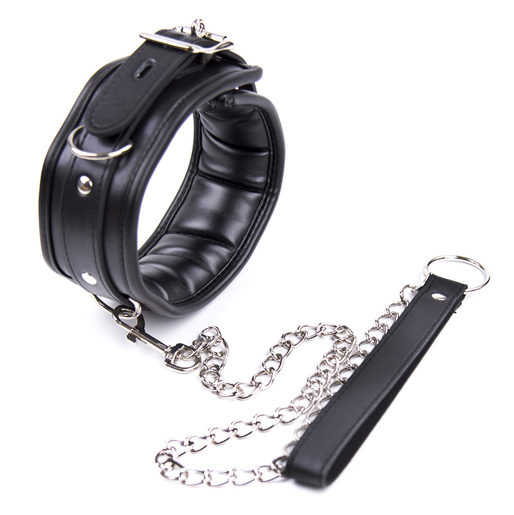 (image for) Black And Red Thick D Ring Neck Collar