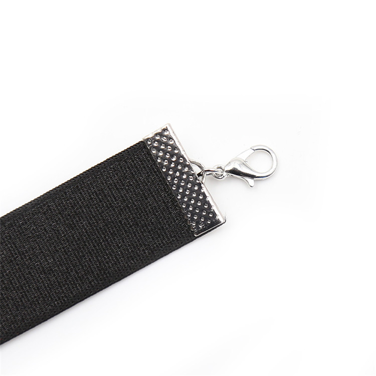 (image for) Bow Collar