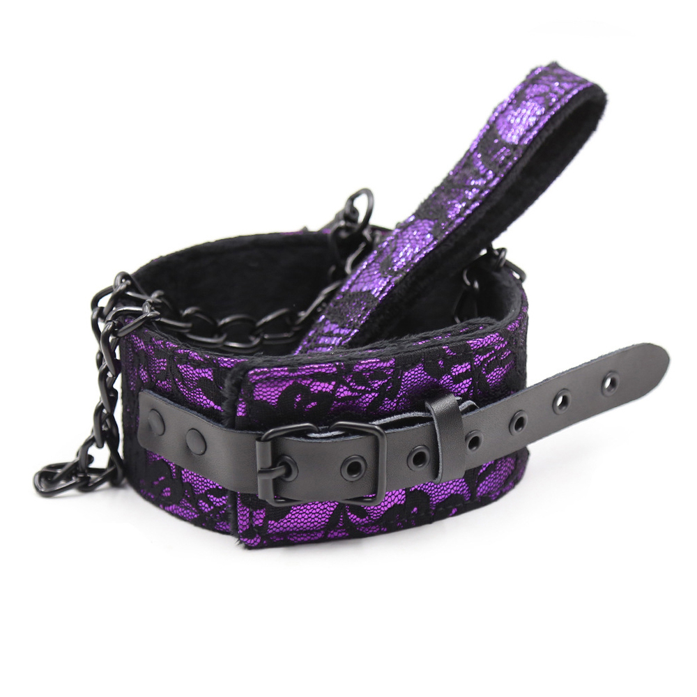 (image for) Pin Buckle Embossed Collar