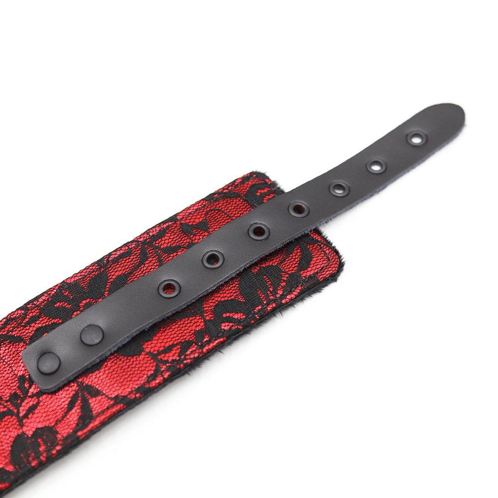 (image for) Pin Buckle Embossed Collar