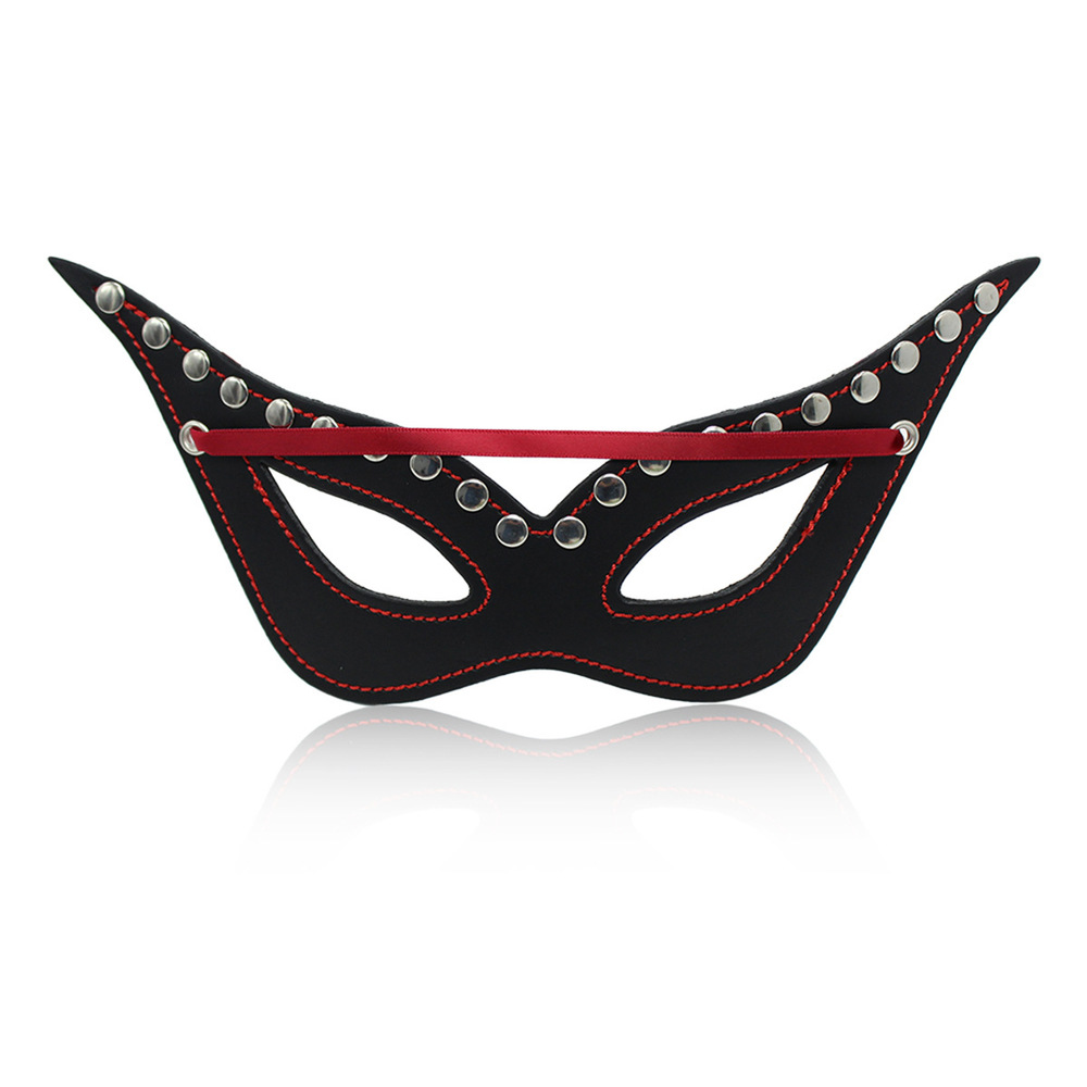 Fantasy Pleasure Mask