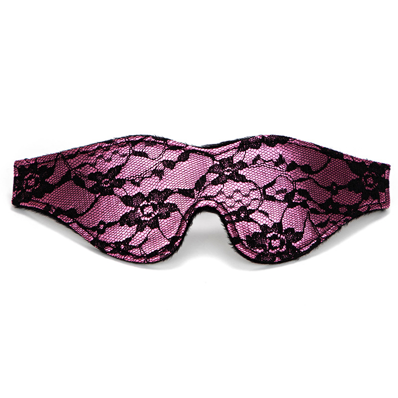 (image for) Full Blackout Embossed Blindfold
