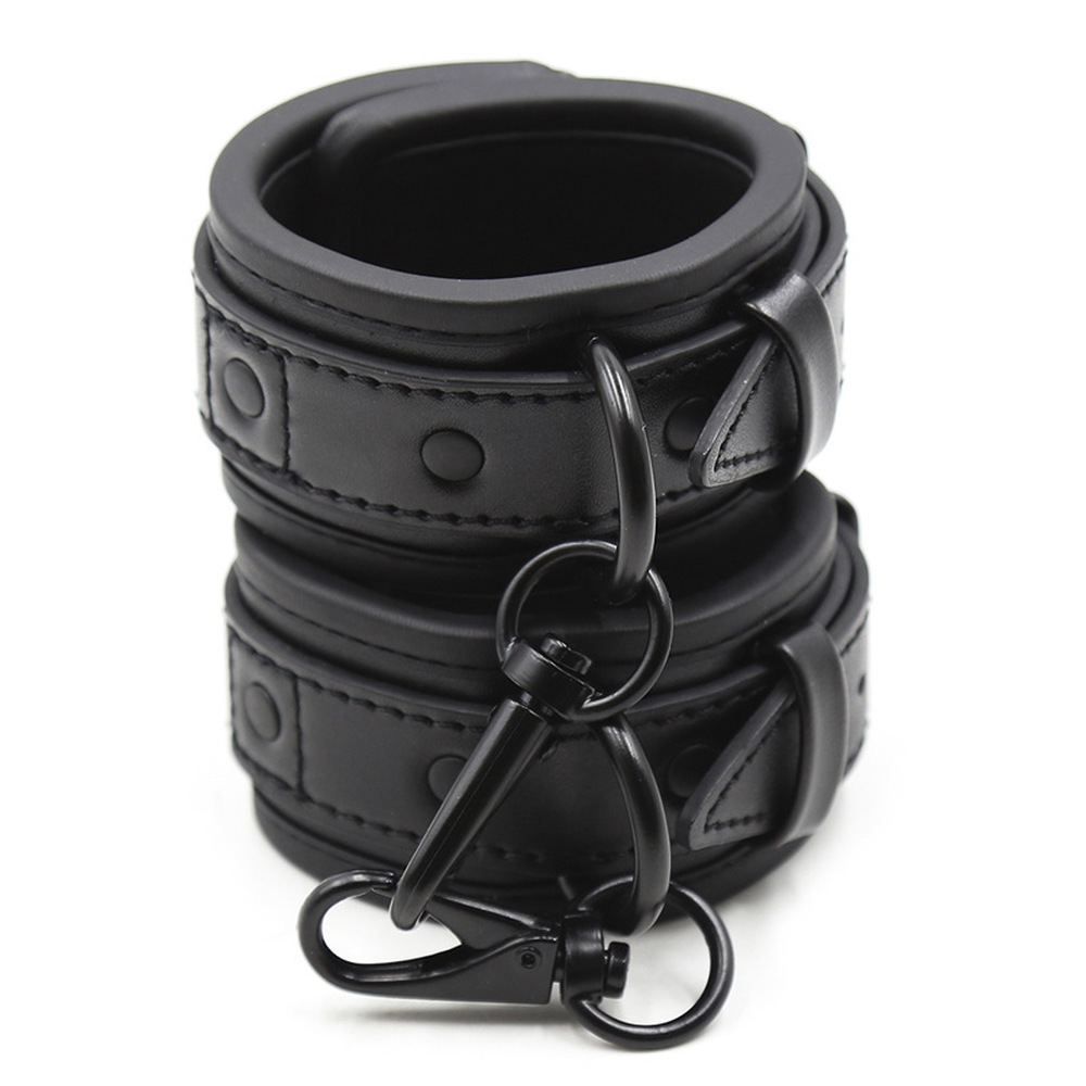 (image for) Hemming Faux Leather Handcuffs