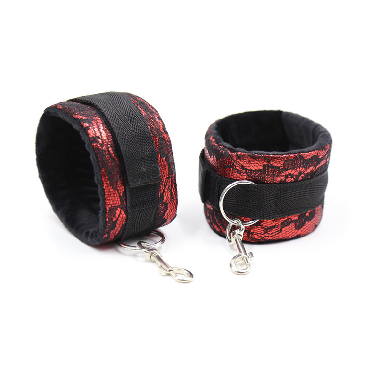 (image for) Embossed Velcro Cuffs