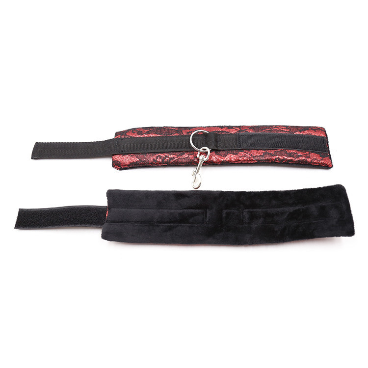 (image for) Embossed Velcro Cuffs