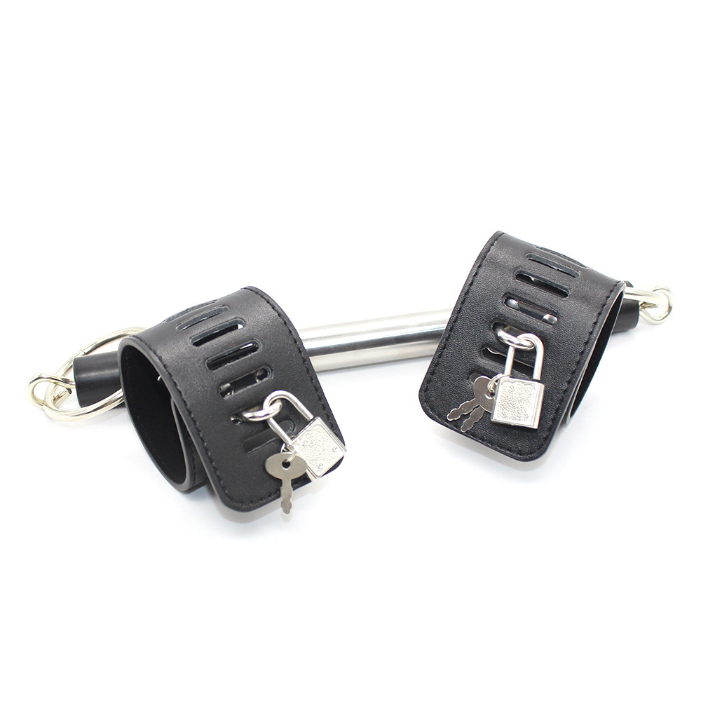 (image for) Spread-Em Spreader Bar & Cuff Set