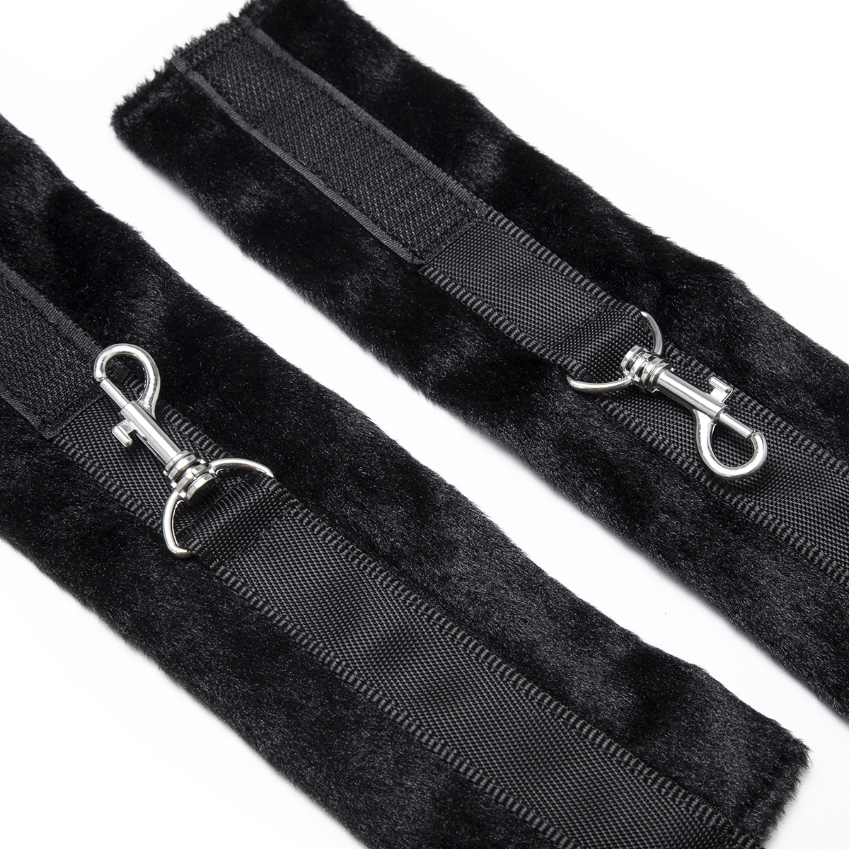 (image for) Nylon & Plush Hogtie Kit