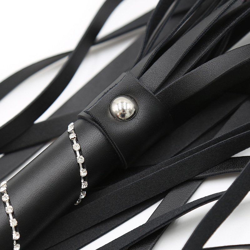 (image for) Diamond Laced Flogger