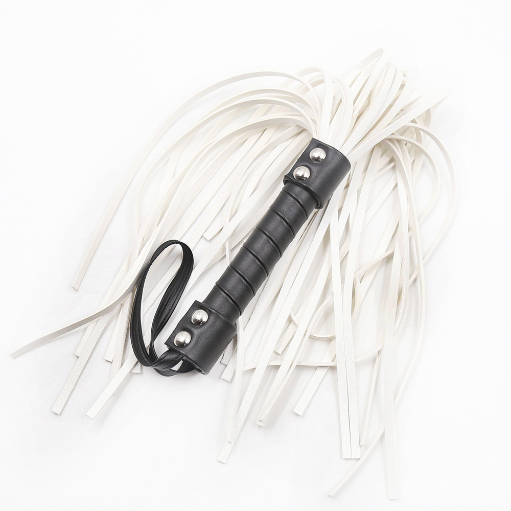 (image for) Black Handle White Whip