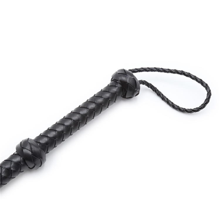 (image for) Tassel Whip Bondage Flogger