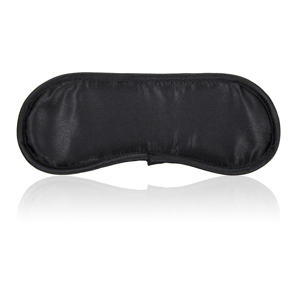 (image for) Blindfold And Cuff Bondage Set